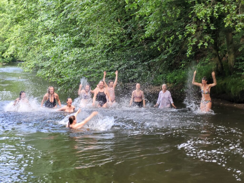 Wasserritual im Westerwald.